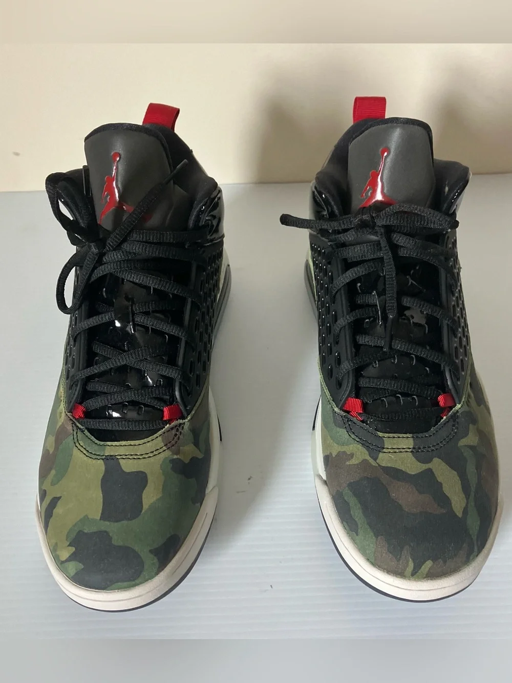 Men’s Jordan Maxin 200 Medium Olive Gym Red Black Camo Sneakers size 10.5 - Picture 5 of 10
